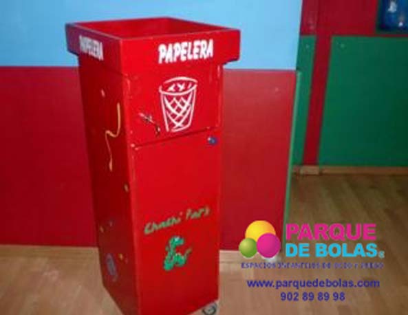 https://pqb8.mwp.es/images/productos/peq/tn_papelera%20para%20parques.jpg