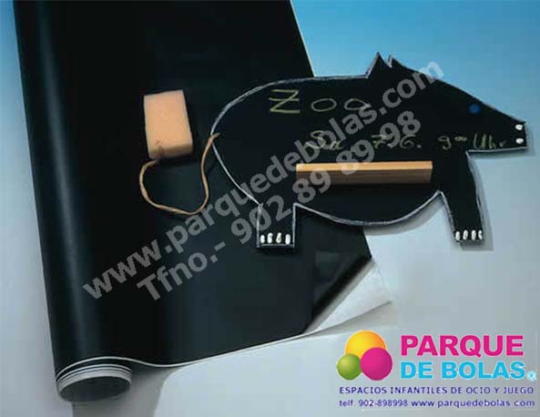 Pizarra adhesiva. Medidas 45x200 cm.